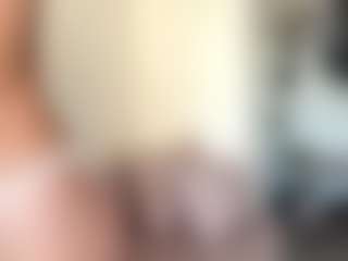 EstaGalster's Live Sex Cam Show