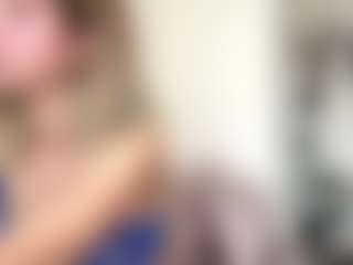 Live cam show with EstaGalster - BBW on Camiplay Live