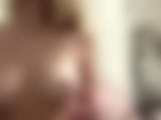 EstaGalster's Live Sex Cam Show