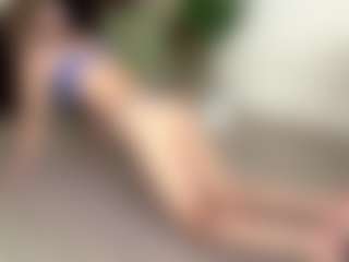 Live cam show with EstaGalster - BBW College on live.xheat.ai