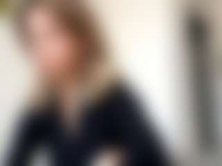 EstaGalster's Live Sex Cam Show