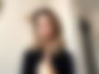EstaGalster's Live Sex Cam Show