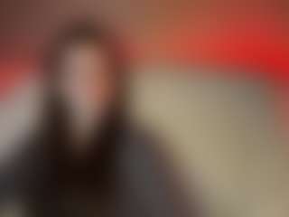 Live cam show with LulaHampshire - Brown Eyes Brown Hair on Camsoda
