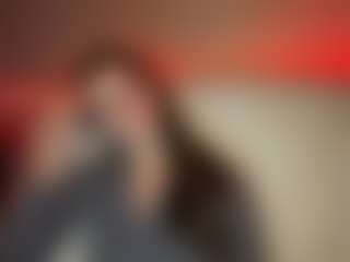 Live cam show with LulaHampshire - Dirty Talk on Camsoda