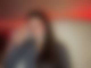 Live cam show with LulaHampshire - Brown Eyes Teen (18+) on Camsoda