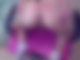 Live cam show with Zoe-bms07 - Camel Toe on dropp.cam