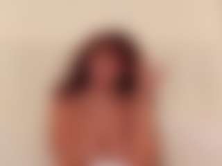aitana-28's Live Sex Cam Show