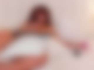 aitana-28's Live Sex Cam Show