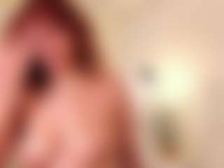aitana-28's Live Sex Cam Show