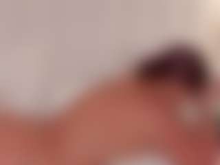 aitana-28's Live Sex Cam Show