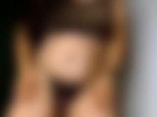 Live cam show with Almaalmy - New Brown Eyes on Camsoda