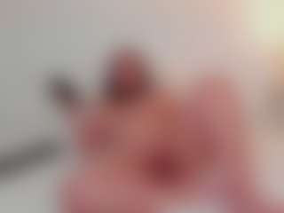 Live cam show with antonella-bella24 - New Petite on Taboo Cams XXX