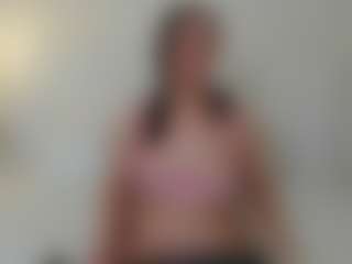 Show de cam en vivo con antonella-bella24 - Facial en Camsoda