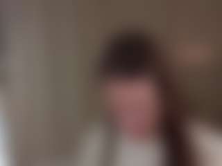 Live cam show with CaseyStavrides - Brown Hair on sexytreat.net