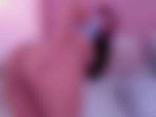 charlott-lee's Live Sex Cam Show