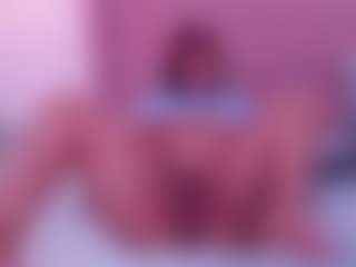 Live cam show with charlott-lee - New Spank on friskycurves.com