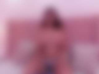 Live cam show with charlott-lee - Striptease on SinfulBabes
