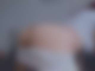 Live cam show with Dj_Celestial - Green Eyes on Big Tits