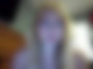 PeachyLady's Live Sex Cam Show