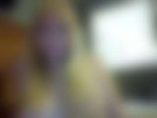PeachyLady's Live Sex Cam Show