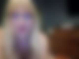 PeachyLady's Live Sex Cam Show