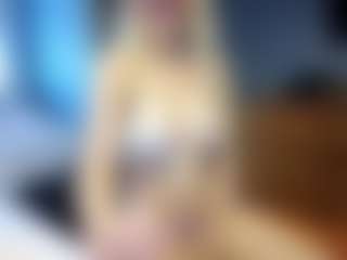 PeachyLady's Live Sex Cam Show