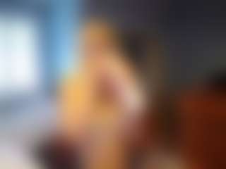 PeachyLady's Live Sex Cam Show