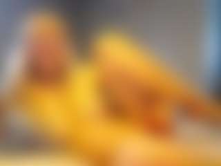 PeachyLady's Live Sex Cam Show