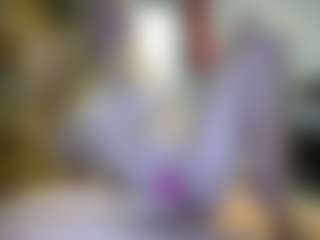 PeachyLady's Live Sex Cam Show