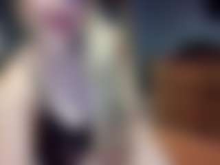 PeachyLady's Live Sex Cam Show