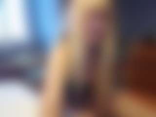 PeachyLady's Live Sex Cam Show