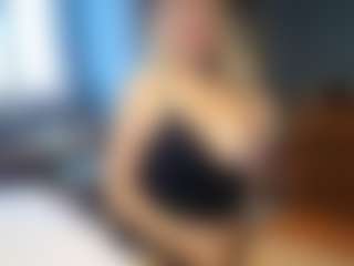 PeachyLady's Live Sex Cam Show