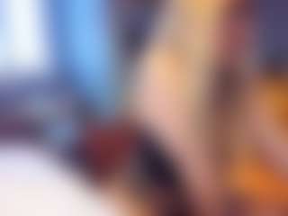 PeachyLady's Live Sex Cam Show