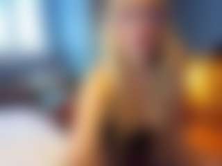 PeachyLady's Live Sex Cam Show