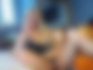 PeachyLady's Live Sex Cam Show
