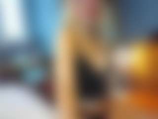 PeachyLady's Live Sex Cam Show