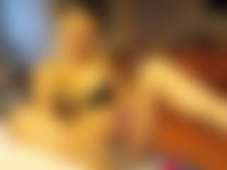 PeachyLady's Live Sex Cam Show