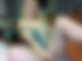 PeachyLady's Live Sex Cam Show
