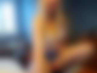 PeachyLady's Live Sex Cam Show
