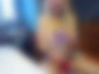 PeachyLady's Live Sex Cam Show