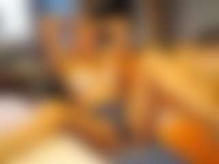 PeachyLady's Live Sex Cam Show