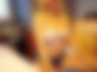 PeachyLady's Live Sex Cam Show