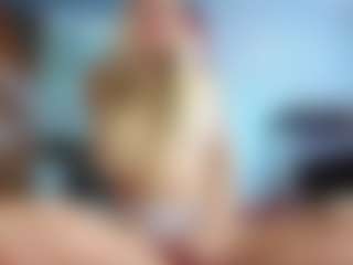 PeachyLady's Live Sex Cam Show
