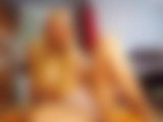 PeachyLady's Live Sex Cam Show