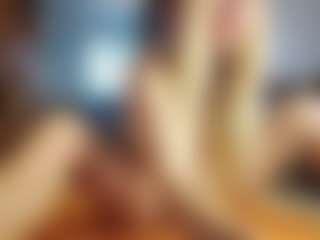 PeachyLady's Live Sex Cam Show