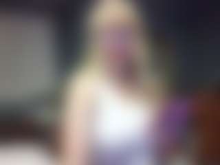 PeachyLady's Live Sex Cam Show