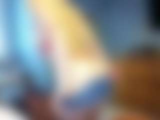 PeachyLady's Live Sex Cam Show