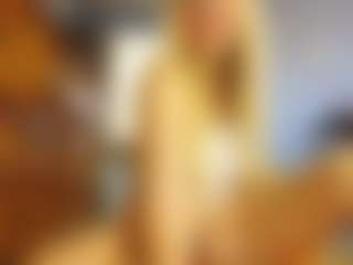 PeachyLady's Live Sex Cam Show