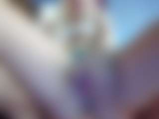 PeachyLady's Live Sex Cam Show