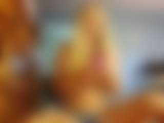 PeachyLady's Live Sex Cam Show